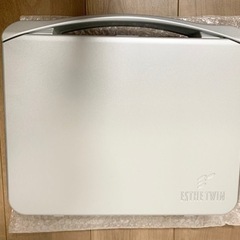 【半額以下！早い者勝ち！】エステツイン美顔器MESO500