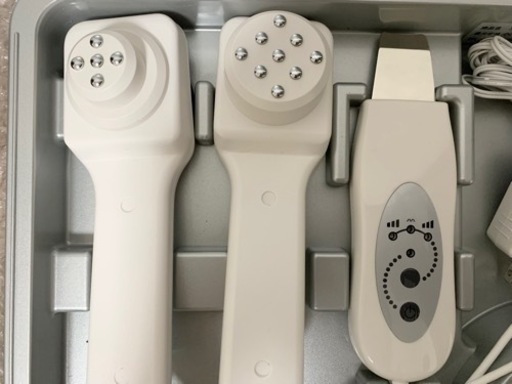 【半額以下！早い者勝ち！】エステツイン美顔器MESO500