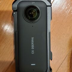アクションカメラ　Insta360 X3　中古（付属品多数あり）の画像