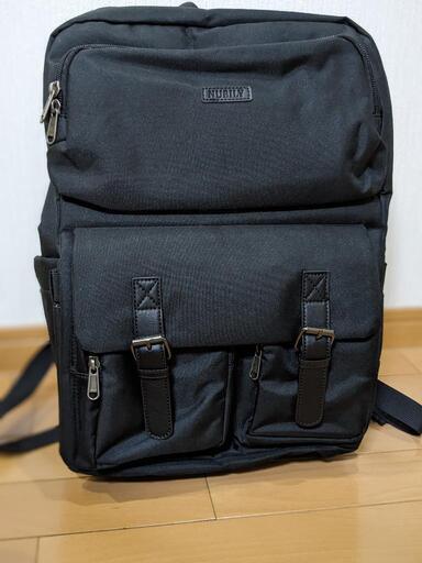 大容量ビジネスリュック(22L)黒
