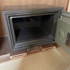 【甲府市・無料】コクヨ耐火金庫を差し上げますの画像