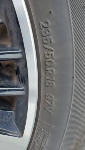 車のパーツ タイヤ、ホイール