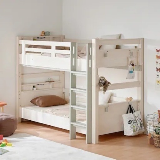 二段ベッド　(ニトリ)