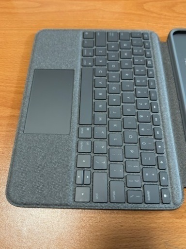 ロジクールのフォリオタッチです。 iPadpro11インチ（第一、第二世代）用です。