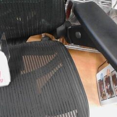 Bayside Furnishings メッシュオフィスチェアー Bayside Furnishings Metrex IV Mesh Office Chairの画像