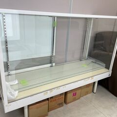 ガラスショーケース　幅120cm・高さ91cm・奥行45cm