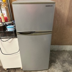 【あげます】
 2ドア冷凍冷蔵庫　2013年 SHARP SJ-...