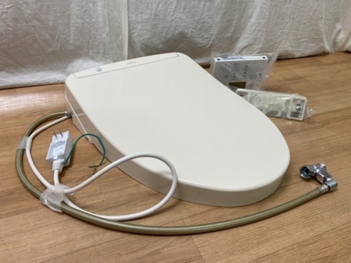 M14234【TOTO】TCF4713R 温水洗浄便座 ウォシュレット アプリコットホワイト 2021年製 未使用