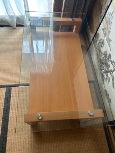 ガラステーブル