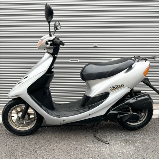 2714.高馬力2スト　ライブディオ（後期）　バッテリー新品　千葉県柏市　即日配送、自走引き取りも可能