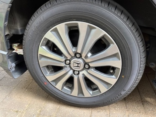 フリード、フリードスパイク用純正アルミホイール 4本１組　廃タイヤ付き　車のパーツ タイヤ、ホイール