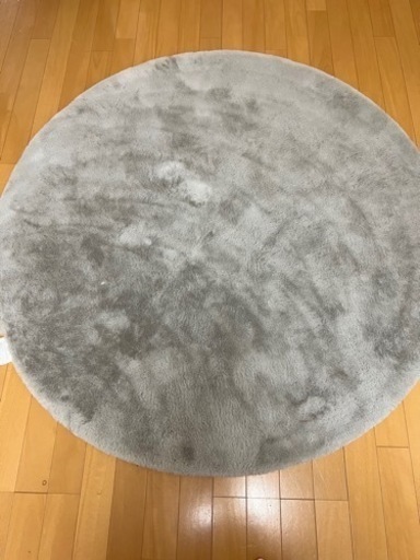 取引中　ニトリ　アクセントラグ　ウサギ　家具 カーペット/マット/ラグ