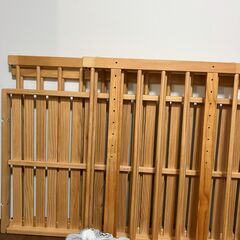 ファルスカのベビーベッド（FARSKA）