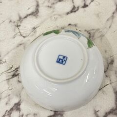 17841  ヤマカ陶器 小鉢　5個セット   ◆大阪市内・東大阪市他 6,000円以上ご購入で無料配達いたします！◆ ※京都・高槻・枚方方面◆神戸・西宮・尼崎方面◆生駒方面、大阪南部方面　それぞれ条件付き無料配送あり！            の画像