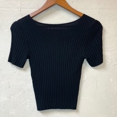 ノーブランド Vネックシャツの画像