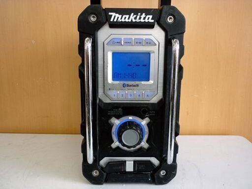 ☆makita 充電式ラジオ MR106 コードレス バッテリ×2個 FM76～108MHz AM522～1710MHz blueto