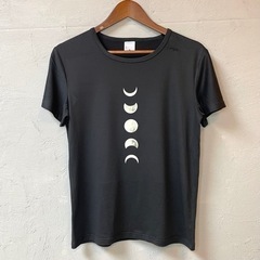 ムーンイラストTシャツ
