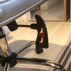 メッシュオフィスチェアの画像