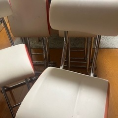 商談中　
折り畳みチェア6脚の画像