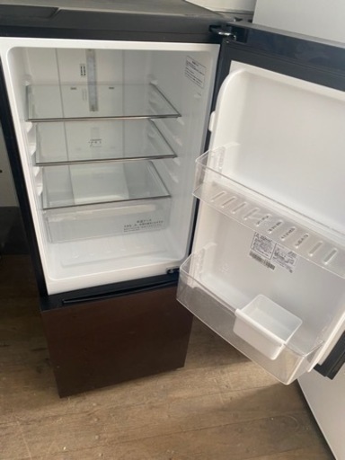 NO97❗️福岡市内配送無料 ハイセンス 【右開き】154L 2ドア ノンフロン冷蔵庫 エディオンオリジナル ダークブラウン HR-G