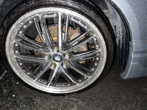 車のパーツ タイヤ、ホイール