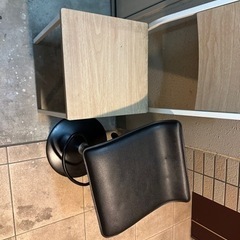 椅子　2つの画像
