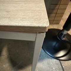 椅子　2つの画像