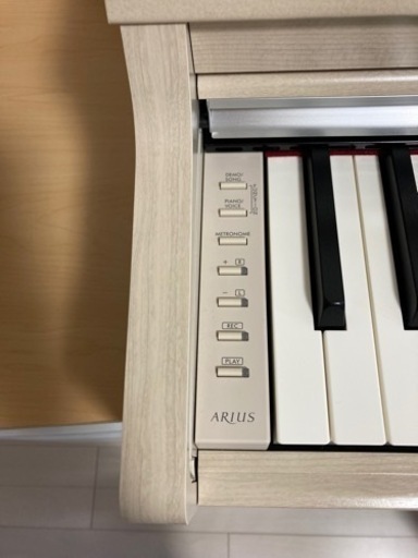 YAMAHA電子ピアノ YDP-165WA 
美品　　