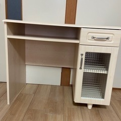 【お譲り先決定】フレンチカントリー　学習机　作業机　事務机