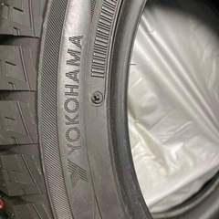 車のパーツ タイヤ、ホイール