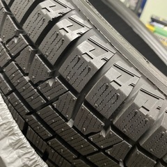 車のパーツ タイヤ、ホイールの画像