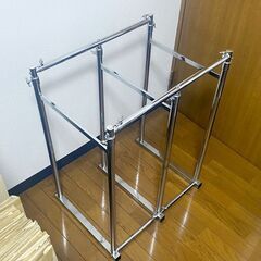 美品 ★ 押入れ収納 ハンガーラック 伸縮タイプ
