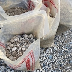 砕石【全て持って行ってくれる方優先】の画像