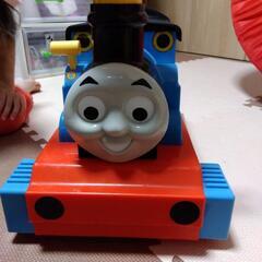 電動乗用　きかんしゃトーマス　スタンダードセット

の画像
