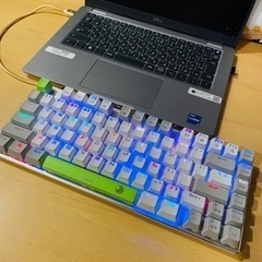 パソコン PCパーツ　キーボードの画像