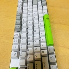 パソコン PCパーツ　キーボードの画像