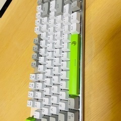 パソコン PCパーツ　キーボード