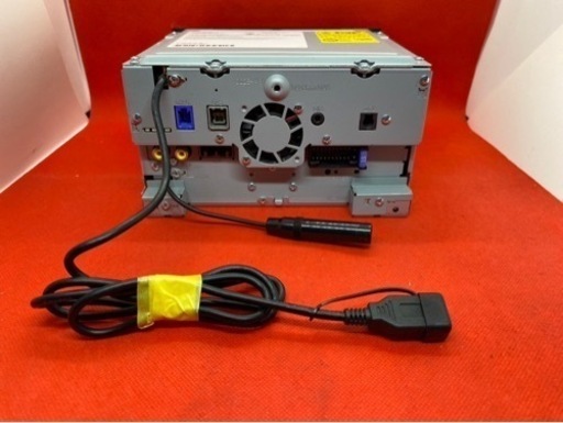 美品　KENWOOD 2024年春地図　MDV-D405BT 新品バックカメラ付