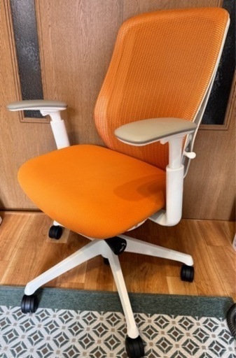 オカムラ シルフィー ハイバック オフィスチェア(C685XZ FMR8)