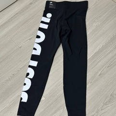 お値下げしました❣️NIKE レギンス　未使用品　タグ付き　レディースの画像