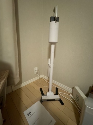 プラスマイナスゼロ　掃除機　コードレス