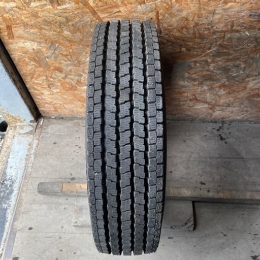 新古品　パンク用　YOKOHAMA ヨコハマ　IG91 195/85R16 114/112L LT 12PR スタッドレス　タイヤ　2014年製　1本