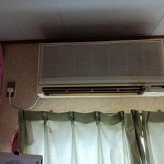 エアコンと室外機