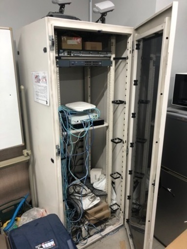 PC サーバーラック