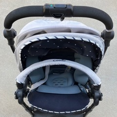 コンビのA型両対面式ベビーカー（スゴカルα4キャスcompactエッグショックHS スターナイトホワイト（WH175449））の画像