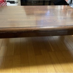 テーブル
