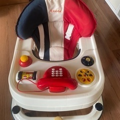 歩行器　コンビ