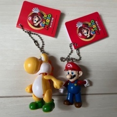 【新品】スーパーマリオとヨッシーのキーホルダー