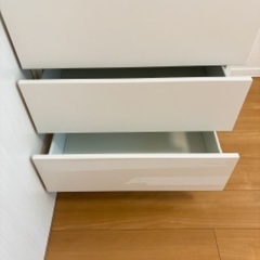 IKEA キャビネット 訳ありの画像