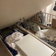 ベッドフレーム　クイーン(セミシングル×2の画像